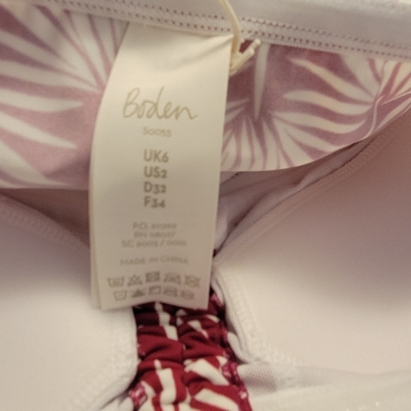 Boden Red Sardinia Palm Leaf Tankini Top NWT - Picture 9 of 9